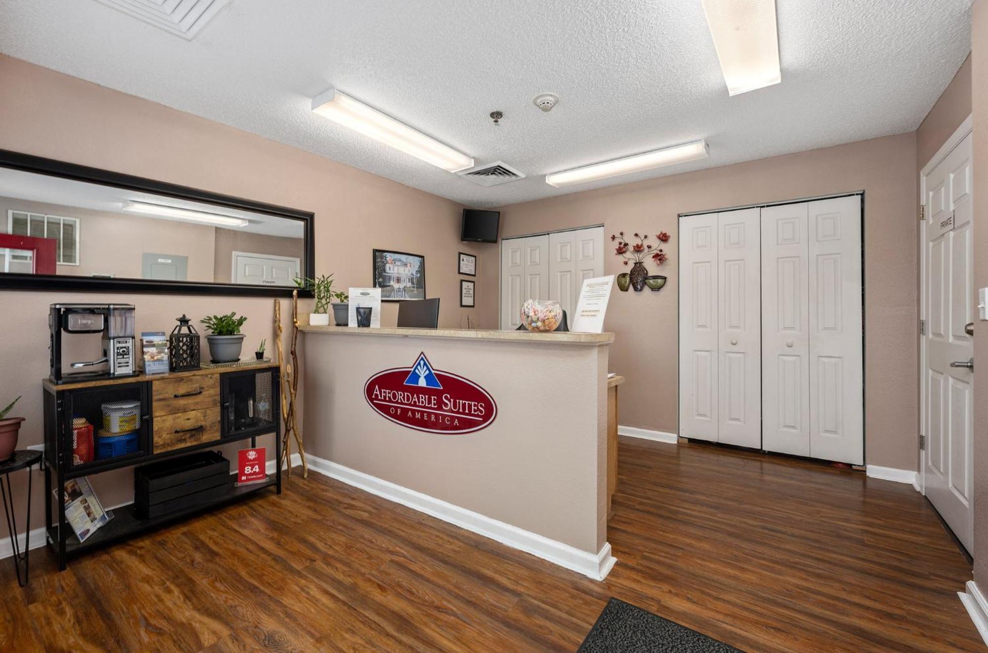 Affordable Suites Greenville Exterior foto